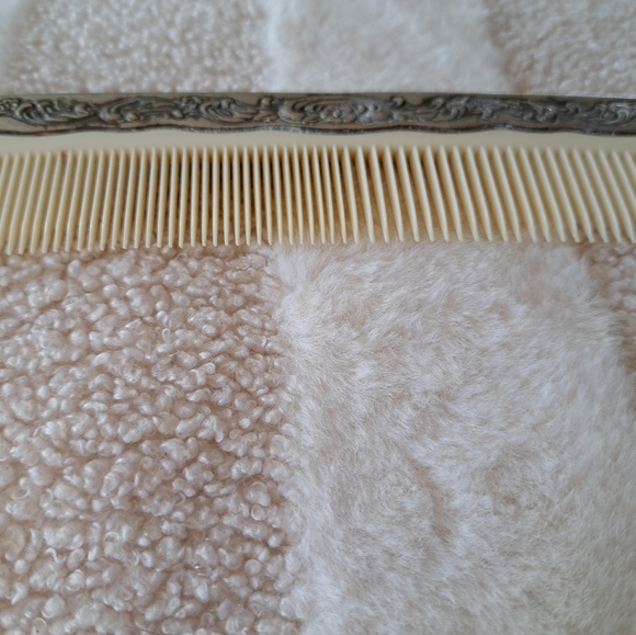 Vintage comb - Picture 4 of 4